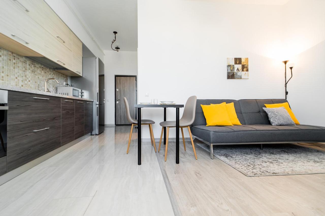 Panorama View Apartment 2Km To Palas Яссы Экстерьер фото